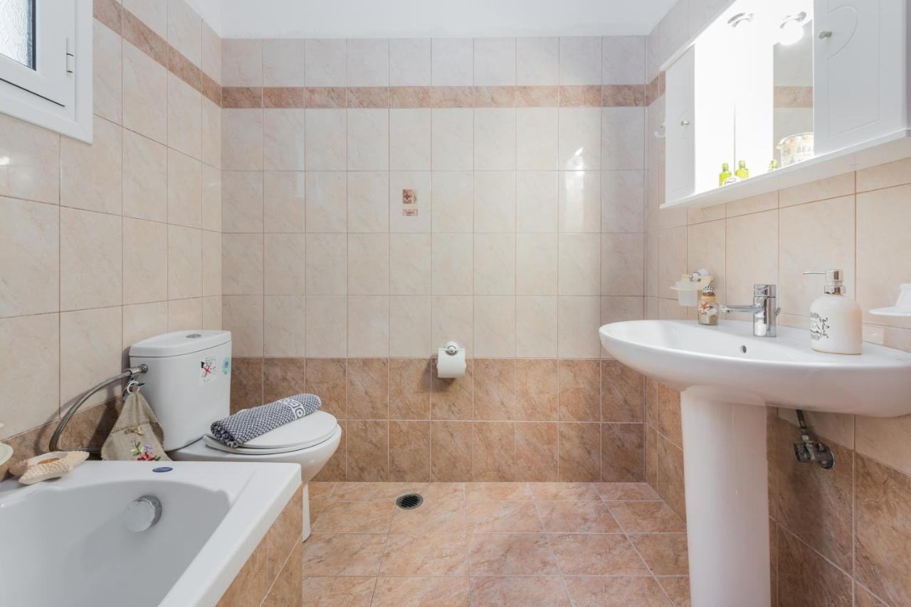 Domus Lukas Apartments Marathiás Dış mekan fotoğraf